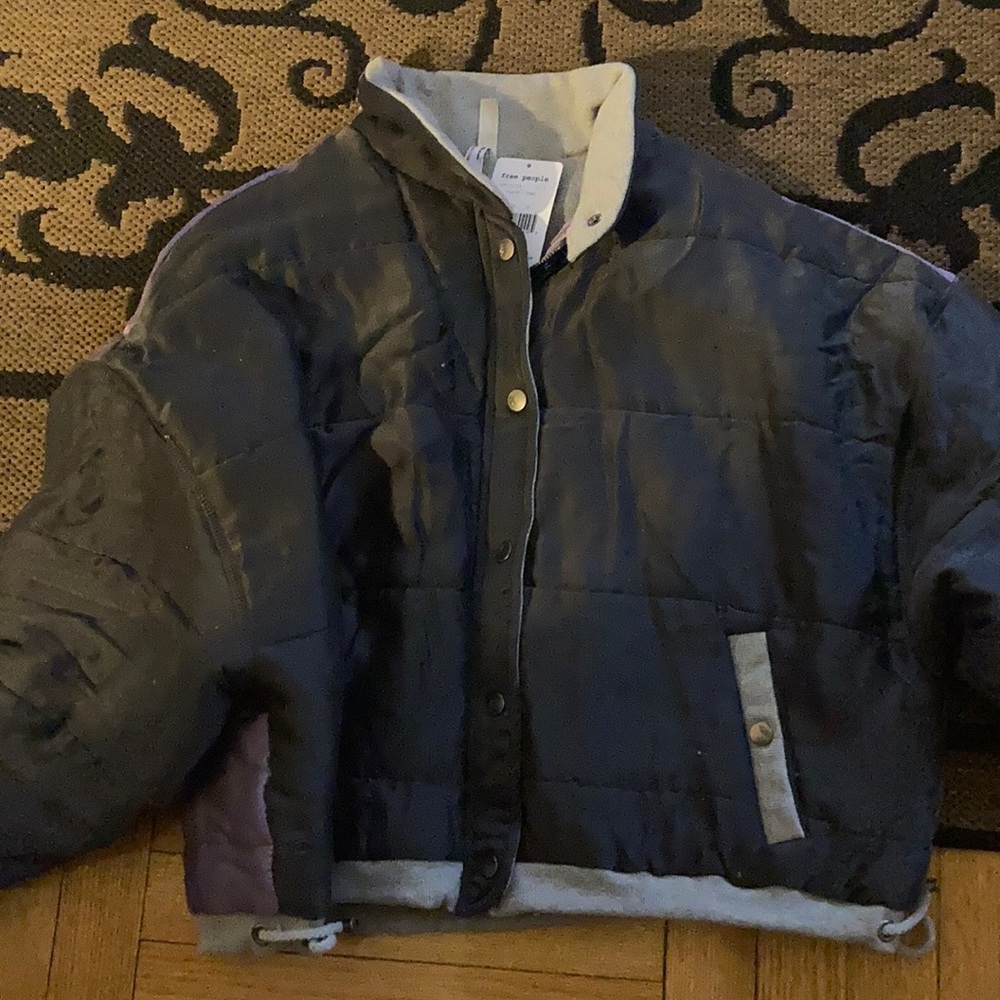 Free people puffer jacket sz xs NWT